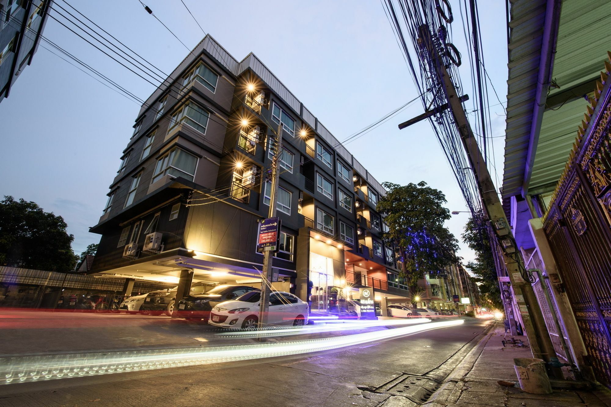 โรงแรม 48 เมโทร กรุงเทพมหานคร ภายนอก รูปภาพ